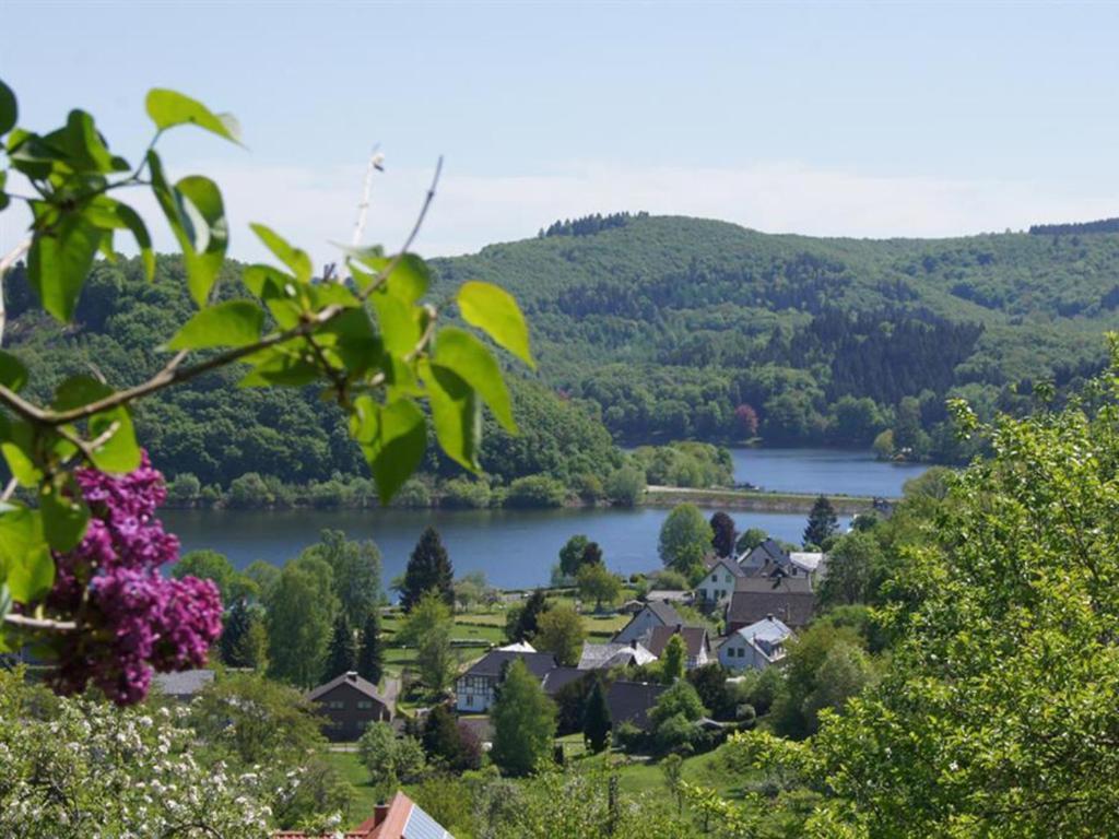 Ferienwohnung Eifel-Flair Geraeumig-Stilvoll-Ruhige Lage Am Rursee Und Nationalpark Eifel Rurberg Exterior photo